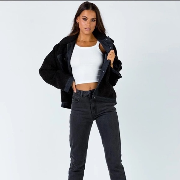 The oda jacket do not buy - Picture 2 of 9